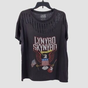 Torrid Lynyrd Skynyrd Graphic TShirt Women 0 / L / 12 Black Distressed Rock Band